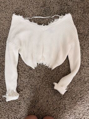 Forever 21 Ivory Cropped Knit Sweater with Distressed Hem